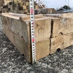 ガーデニング花壇に🌷長尺耐火レンガ12本の画像