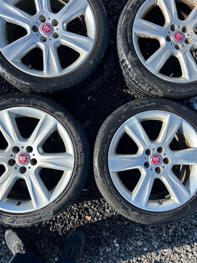 タイヤアルミホイール付き