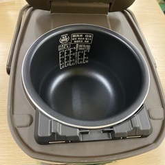 【7A05③】ｱｲﾘｽｵｰﾔﾏ 圧力IH炊飯器 ３合炊き2022年製の画像