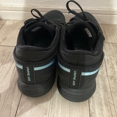 アシックス　アンプレアルス　バスケット　　　の画像