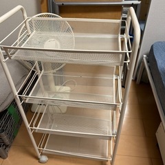 キッチンラック　キャスターつき　