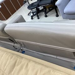 本革2人掛け電動リクライニングソファー　IDC 大塚家具の画像