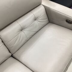 本革2人掛け電動リクライニングソファー　IDC 大塚家具の画像