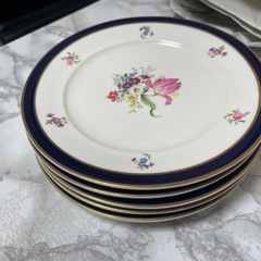 お皿(made japan+england)の画像