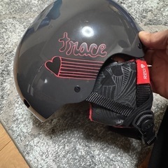 スノーボード子供用ヘルメットの画像
