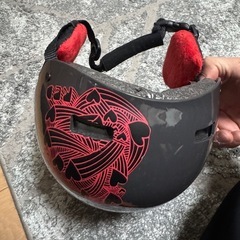 スノーボード子供用ヘルメットの画像