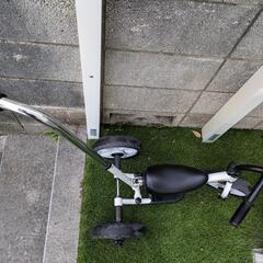 手押し三輪車の画像