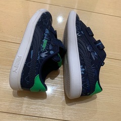 PUMAキッズシューズ　16cmの画像