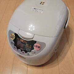 タイガー炊飯器5合炊きの画像