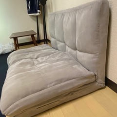 【終了】木目ローテーブル 1人暮らしにぴったり！の画像