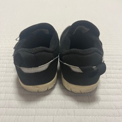 asics ｽﾆｰｶｰ15cmの画像