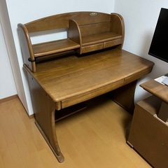 【お渡し決定済み
】学習机(イス、ライトなし)の画像