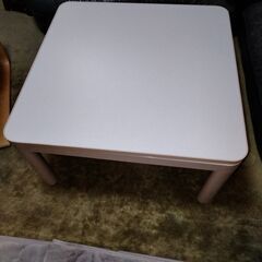 コタツ（白）７５×７５の画像