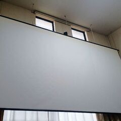 中古品　ホワイトマットスクリーン　 タペストリー型 150インチ...