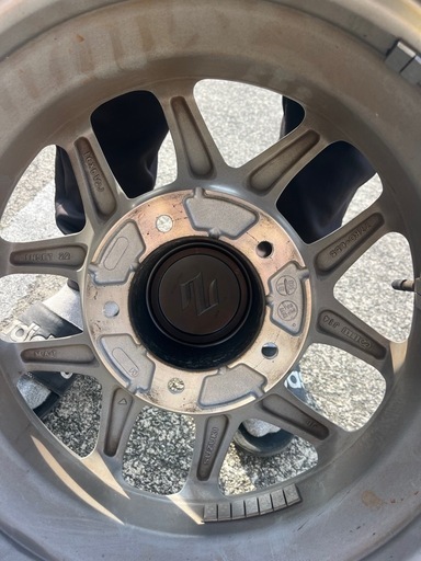 【話し中】ジムニーJB46タイヤホイール付き4本セット