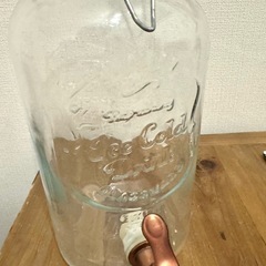 【ヴィンテージ風ガラス瓶ドリンクサーバー/ディスペンサー】の画像