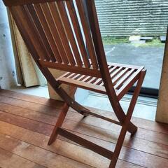 木製ガーデンチェアー4脚の画像