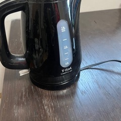 現状渡し　テーブルの画像