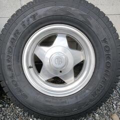 アメリカンレーシング&YOKOHAMAGEOLANDAR スタッドレスタイヤの画像
