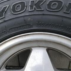 アメリカンレーシング&YOKOHAMAGEOLANDAR スタッドレスタイヤの画像