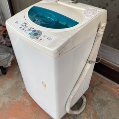 日立　全自動洗濯機　5キロ　ＮＷ
5CR   