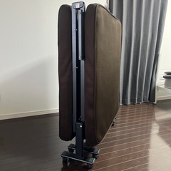 お値下げ★折り畳みベッド