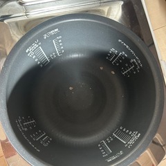 炊飯器一升炊きの画像