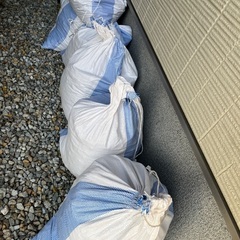 残土(真砂土、粘土質)土嚢袋入り