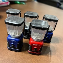 カプセルトイ　GENTOSのミニチュアランタンの画像