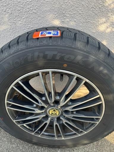 国産スタッドレスタイヤ4本セット アルミホイール、ナットセット