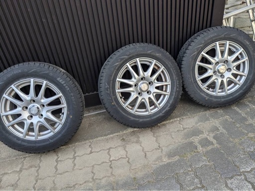 ホイール付スタッドレス4本セット
195/65/15  