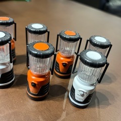 カプセルトイ　GENTOSのミニチュアランタンの画像
