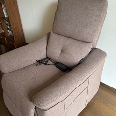 ほぼ未使用　一人用電動ソファー 