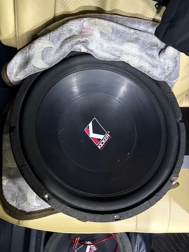 kickerスピーカー