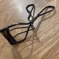 マキアージュ　ビューラーの画像