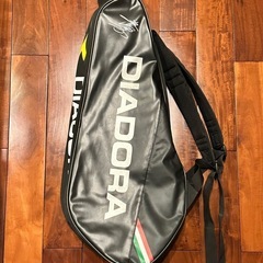 ラケットバッグDIADORA
