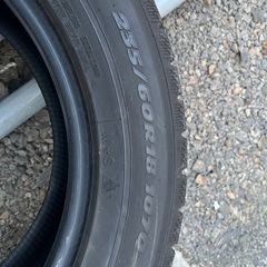 スタッドレスタイヤ  18インチ 235/60R18 107Qの画像