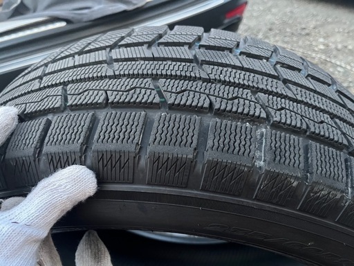 スタッドレスタイヤ  18インチ 235/60R18 107Q