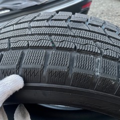 スタッドレスタイヤ  18インチ 235/60R18 107Qの画像