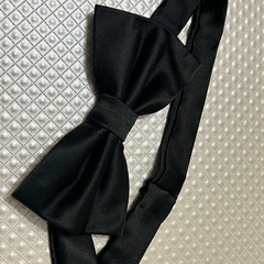 蝶ネクタイ　ブラック　チーフ付き　