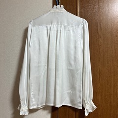 【お譲り先決定】フォーマルブラウスの画像