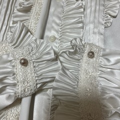 【お譲り先決定】フォーマルブラウスの画像