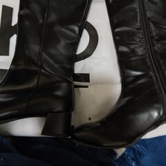 ブーツ黒〈無料〉受け渡し予定者決定