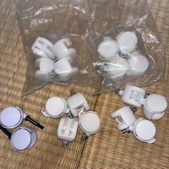 キャスターのみ