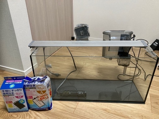 水槽　熱帯魚飼育セット付き