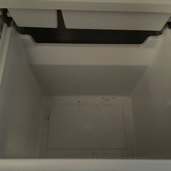 冷蔵庫と電子レンジのセットの画像