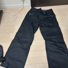 スノーボードウェア　ボルコム　パンツ