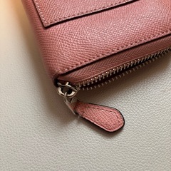 COACHの長財布 ピンクの画像