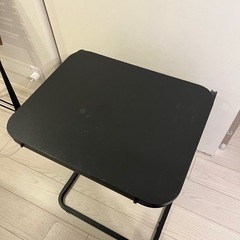 IKEA オルセロード　サイドテーブルの画像