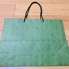 GUCCI 紙袋の画像